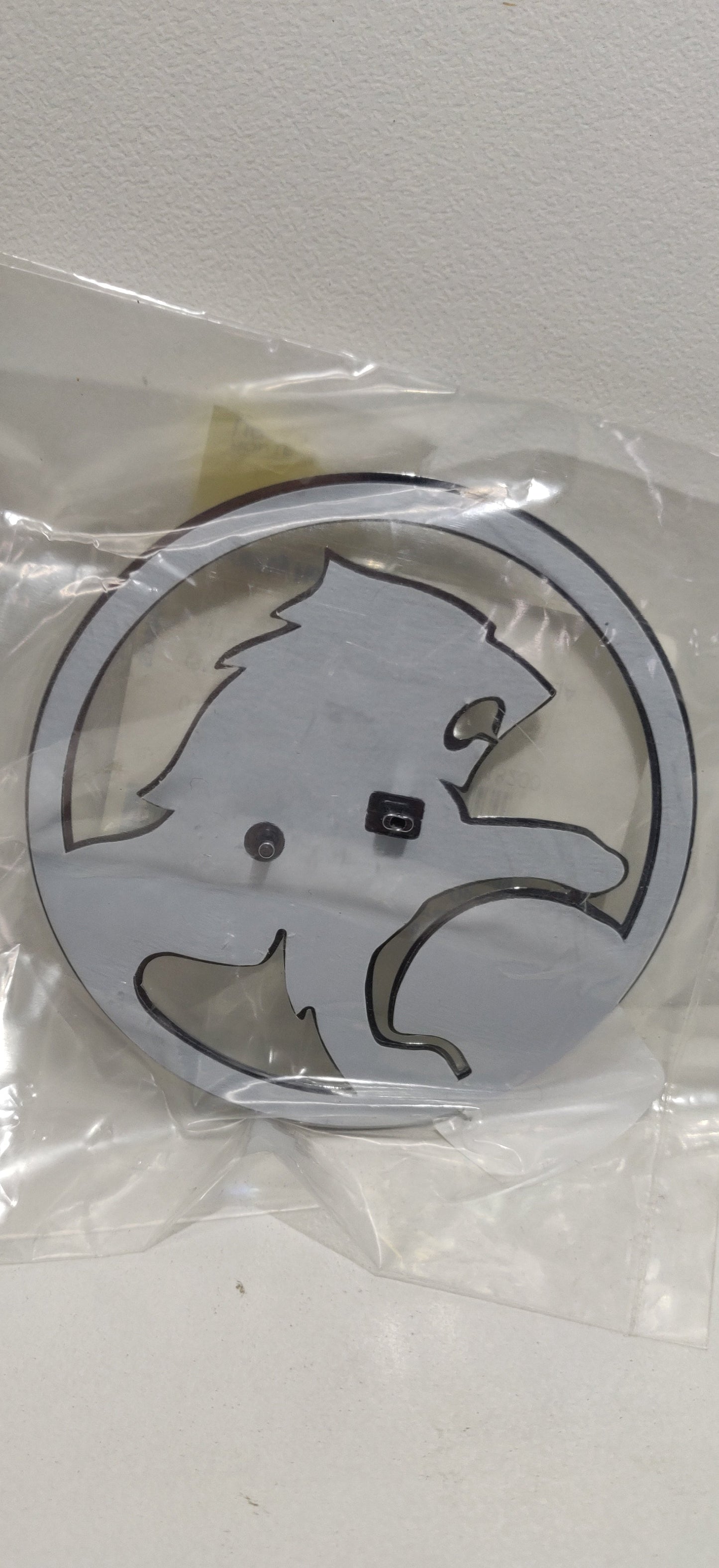 Holden GM Tailgate Lion Badge 92084144 – Ute / Crewman VY VZ