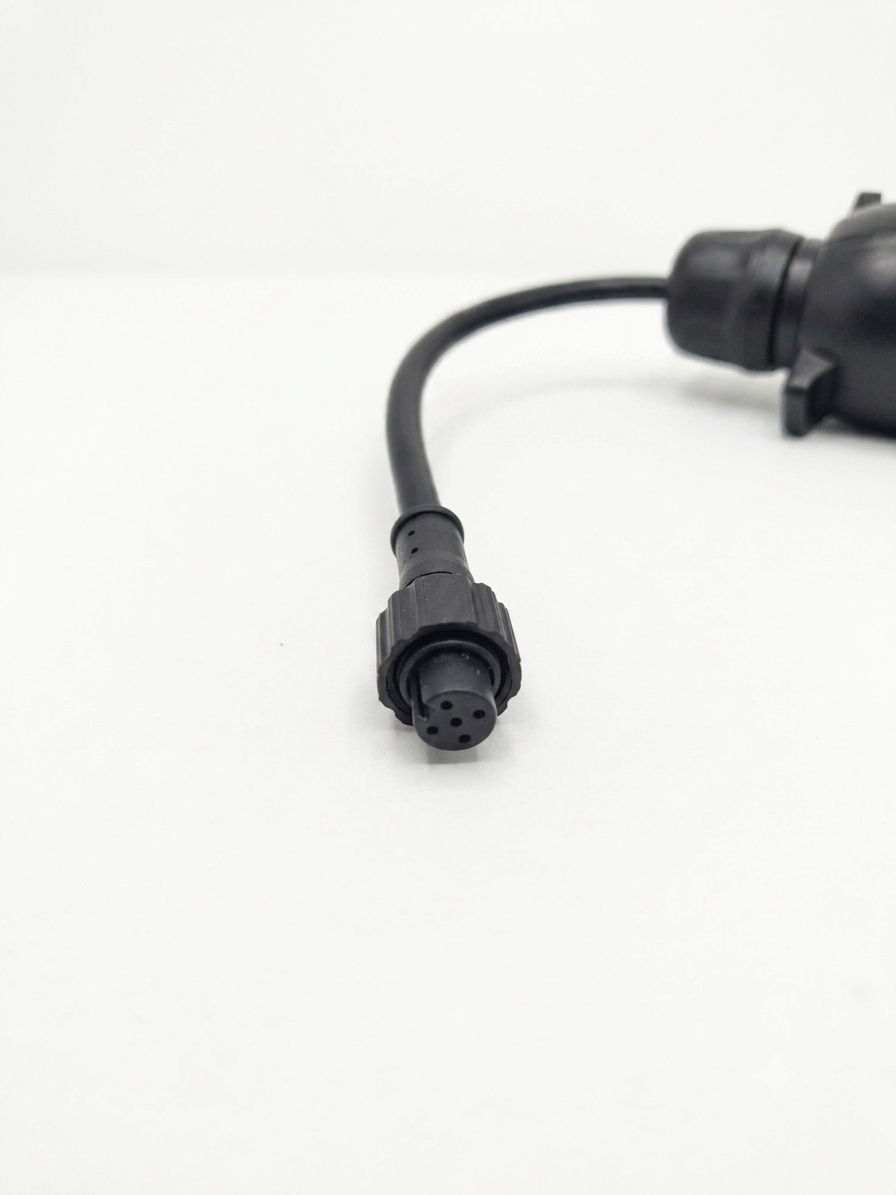Roadvision 7 Pin Large Round Trailer Plug LLR7P5 For LEDlink Trailer Lights