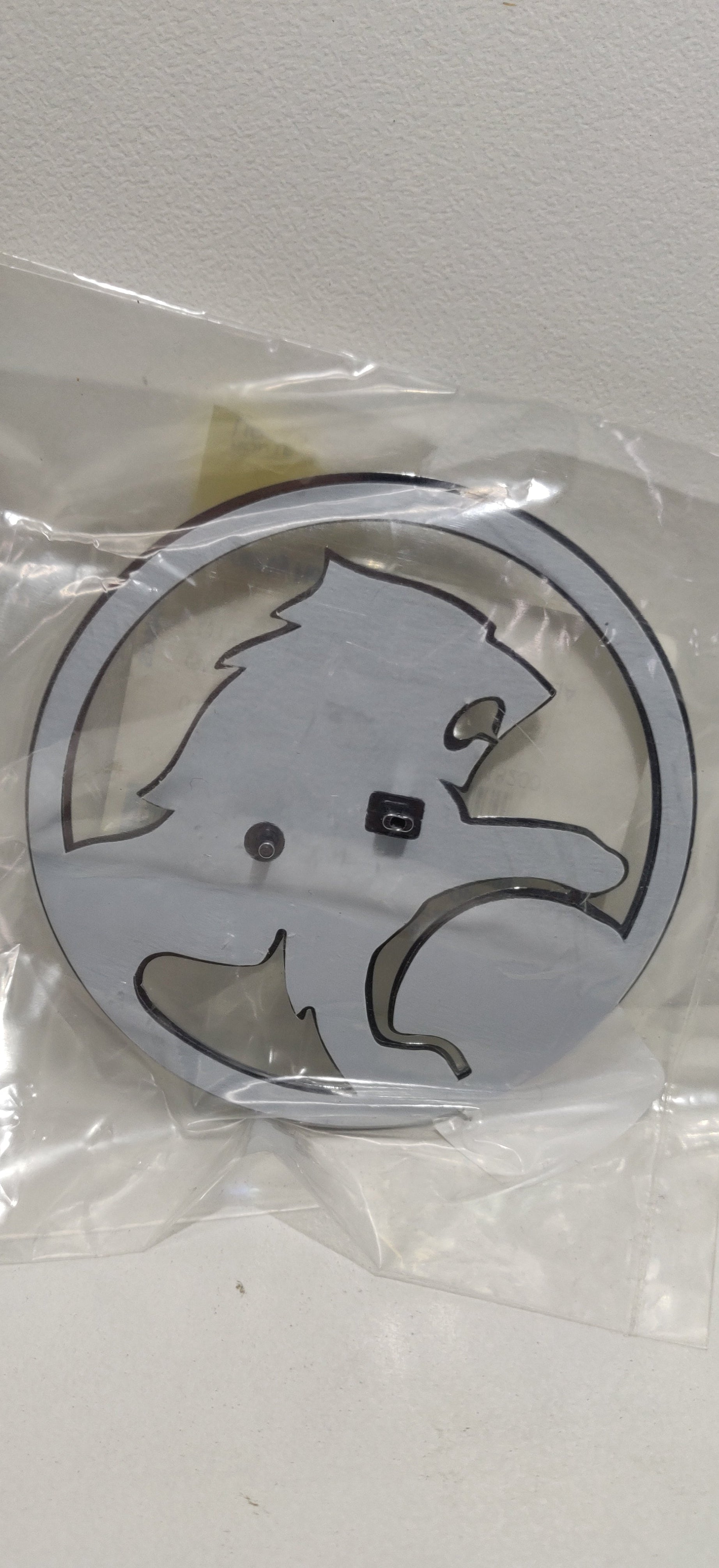 Holden GM Tailgate Lion Badge 92084144 – Ute / Crewman VY VZ