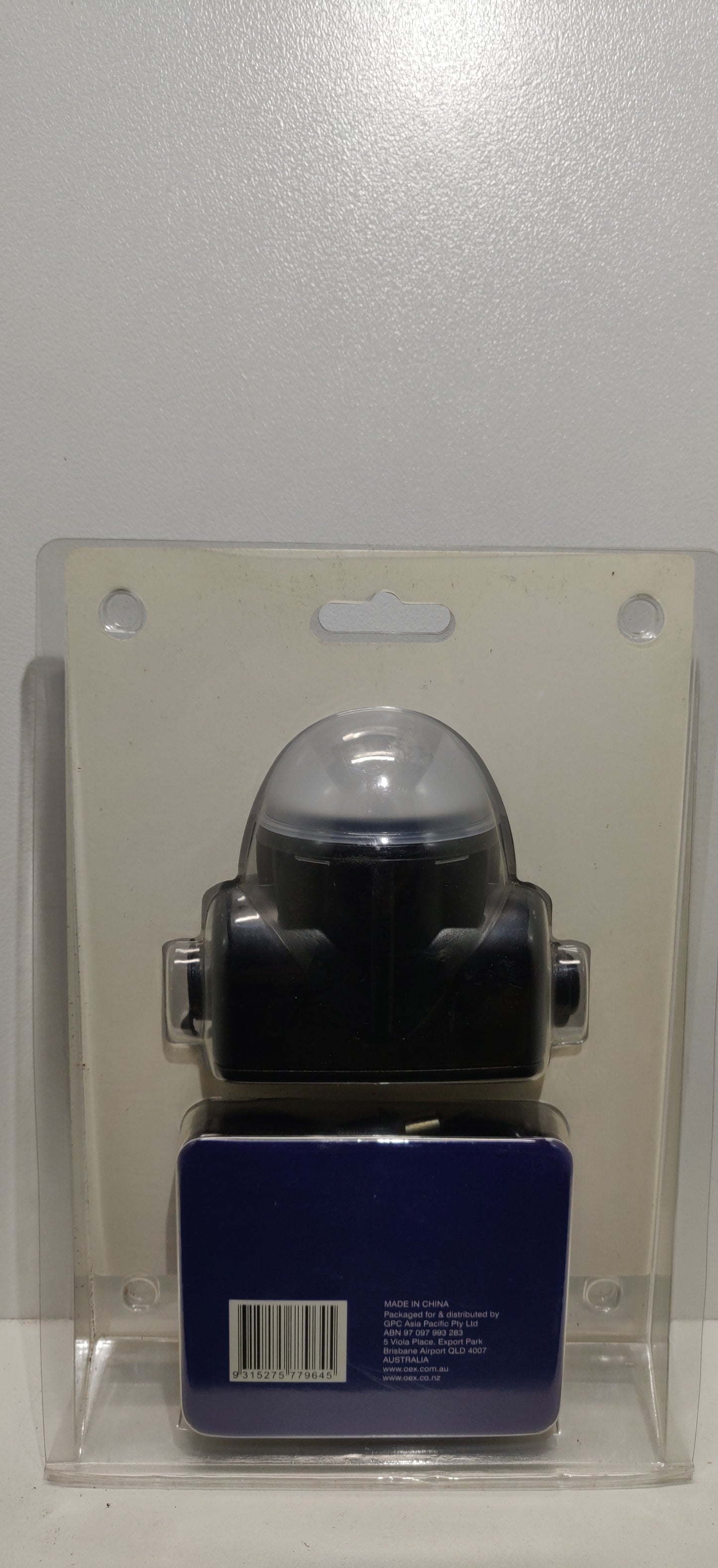 OEX Heavy Duty LED Work Light With Magnet & Hook Rechargeable LLX70001