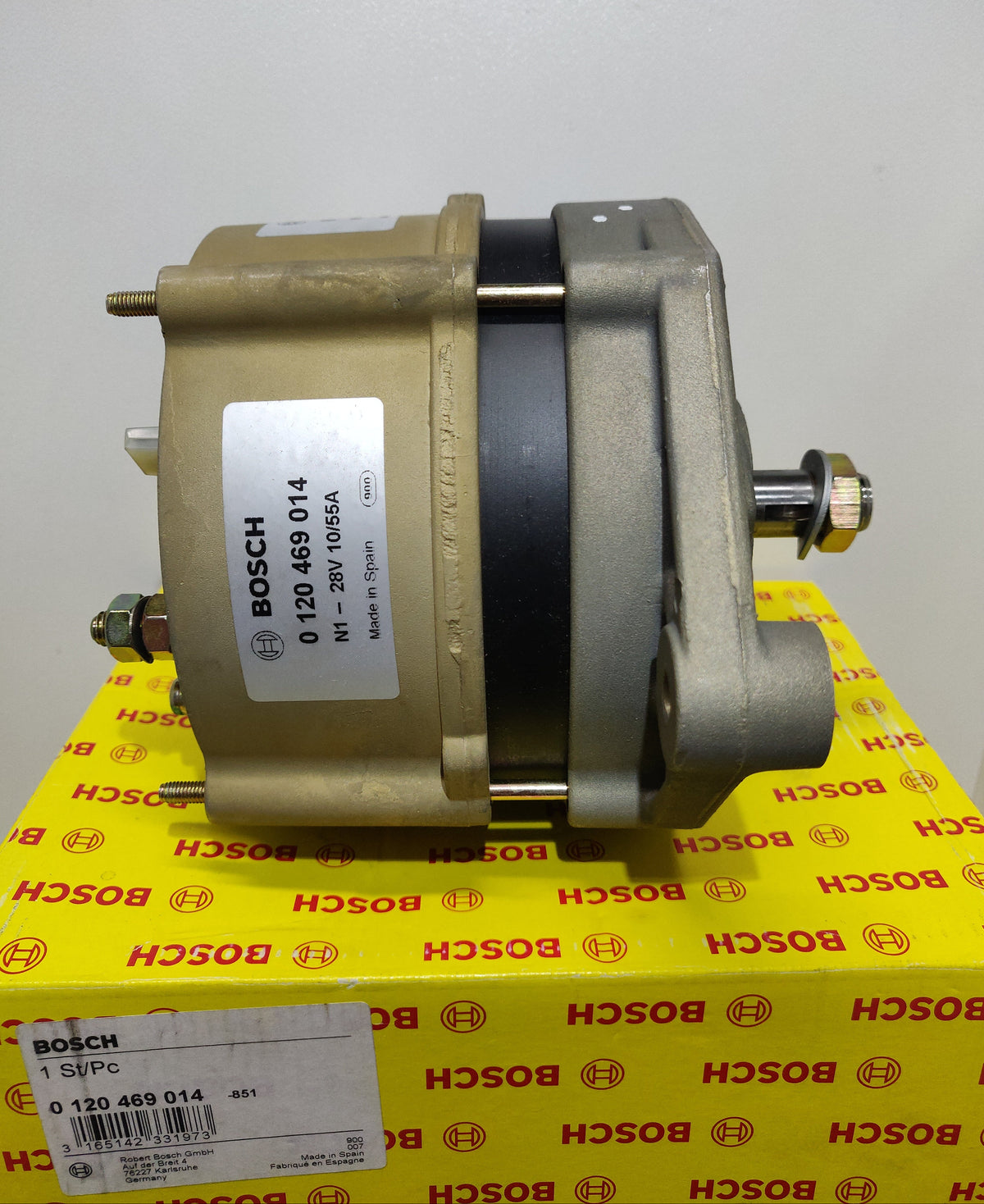 Bosch Alternator 0120469014 28V 55A Volvo B10 F10 Fl6 FL7 FL NL