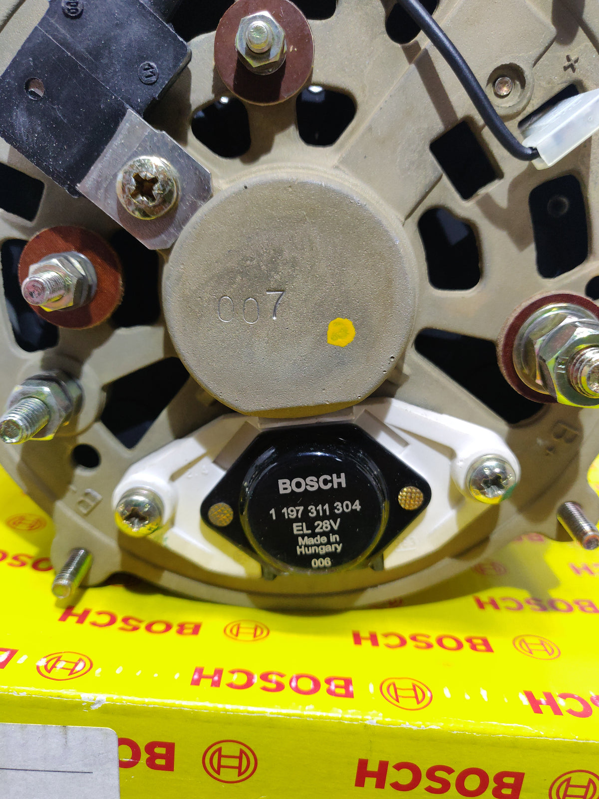 Bosch Alternator 0120469014 28V 55A Volvo B10 F10 Fl6 FL7 FL NL