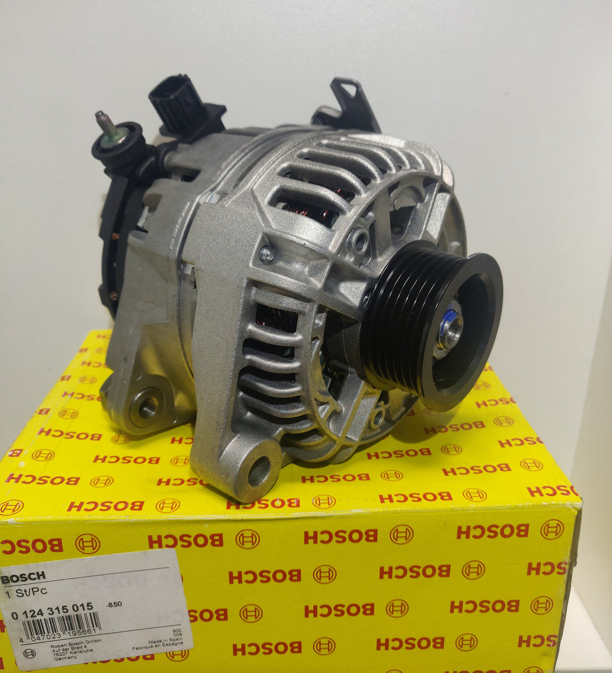 Bosch Alternator 0124315015 12V 80A For Camry MCV20R MCV36R ES300 1MZFE