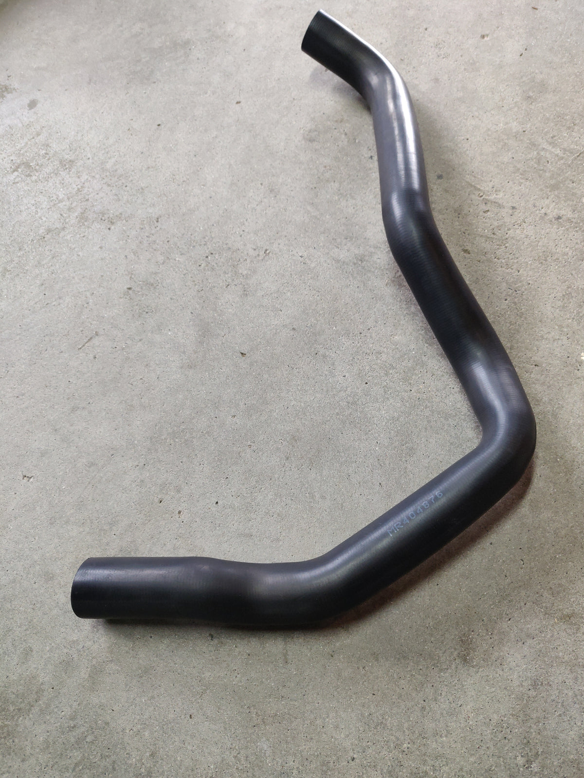Lower Radiator Hose For Mitsubishi Pajero 3.5L V6 6G74 MR404876 05-1772 CH3654