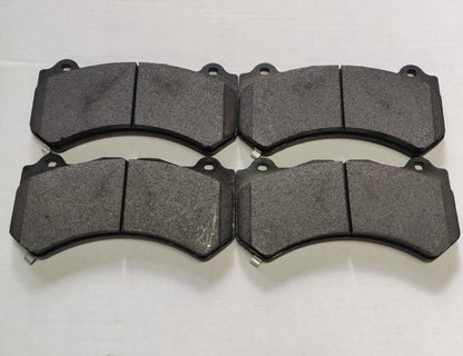 Front Brake Pads For Brembo Jeep Grand Cherokee SRT8 68144427AB Refer DB2375