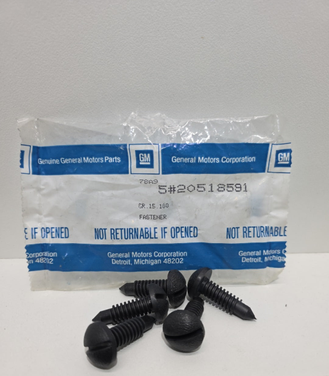 GM Rear Finish Panel Trim Clip Screw 82-92 Camaro Firebird Fbody 20518591 20432852