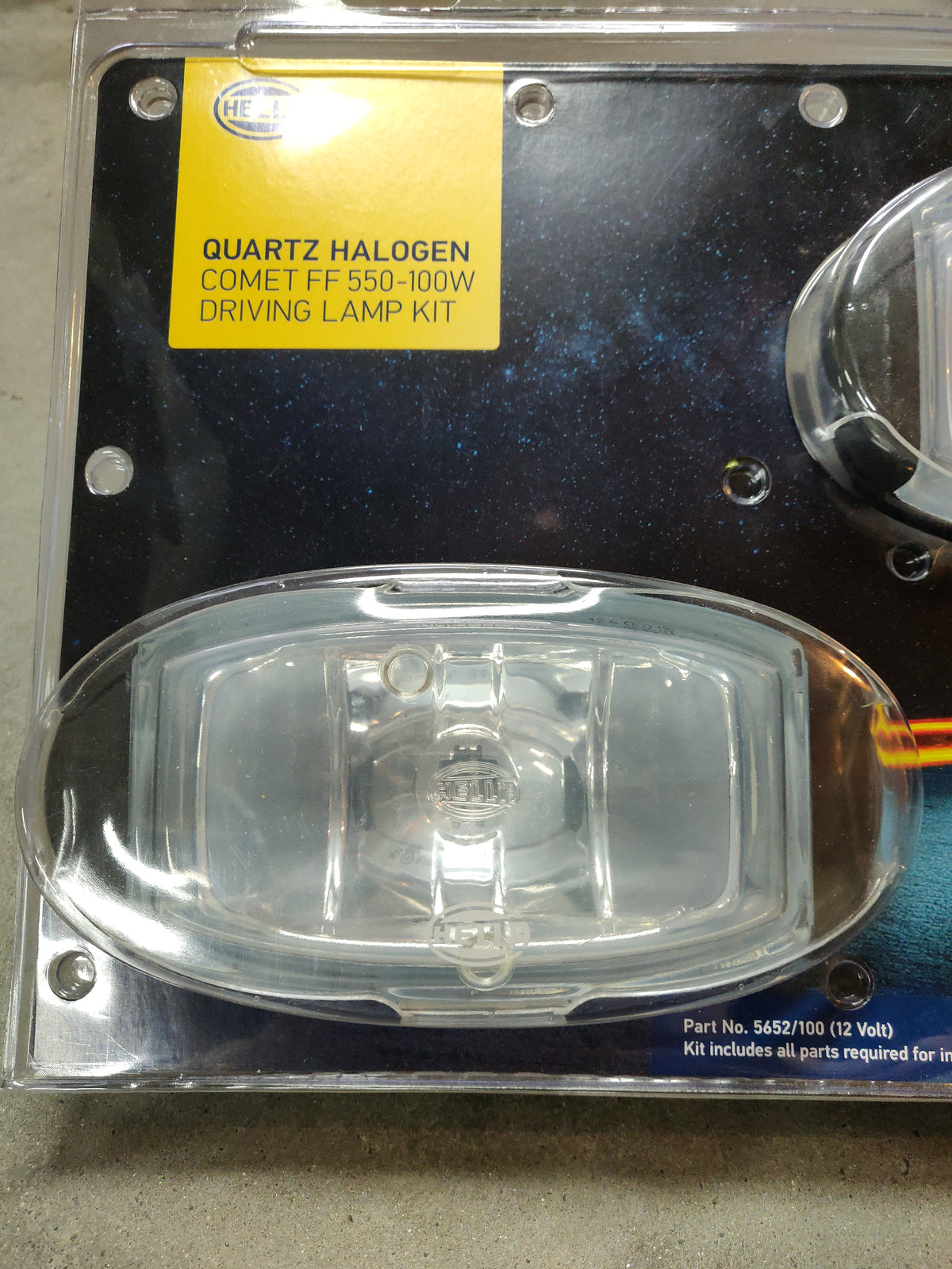 Hella Comet FF 550-100W Halogen 12V Driving Light Kit 5652/100