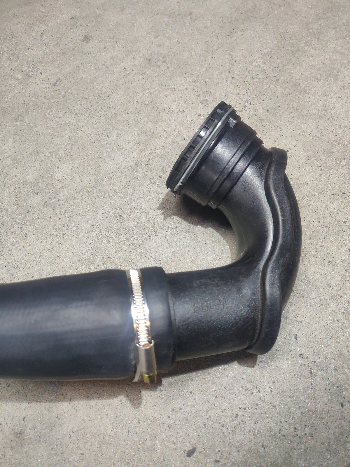 Intercooler Inlet Charge Hose 13419572 for Holden JH Cruze 1.4 2011 - 2014
