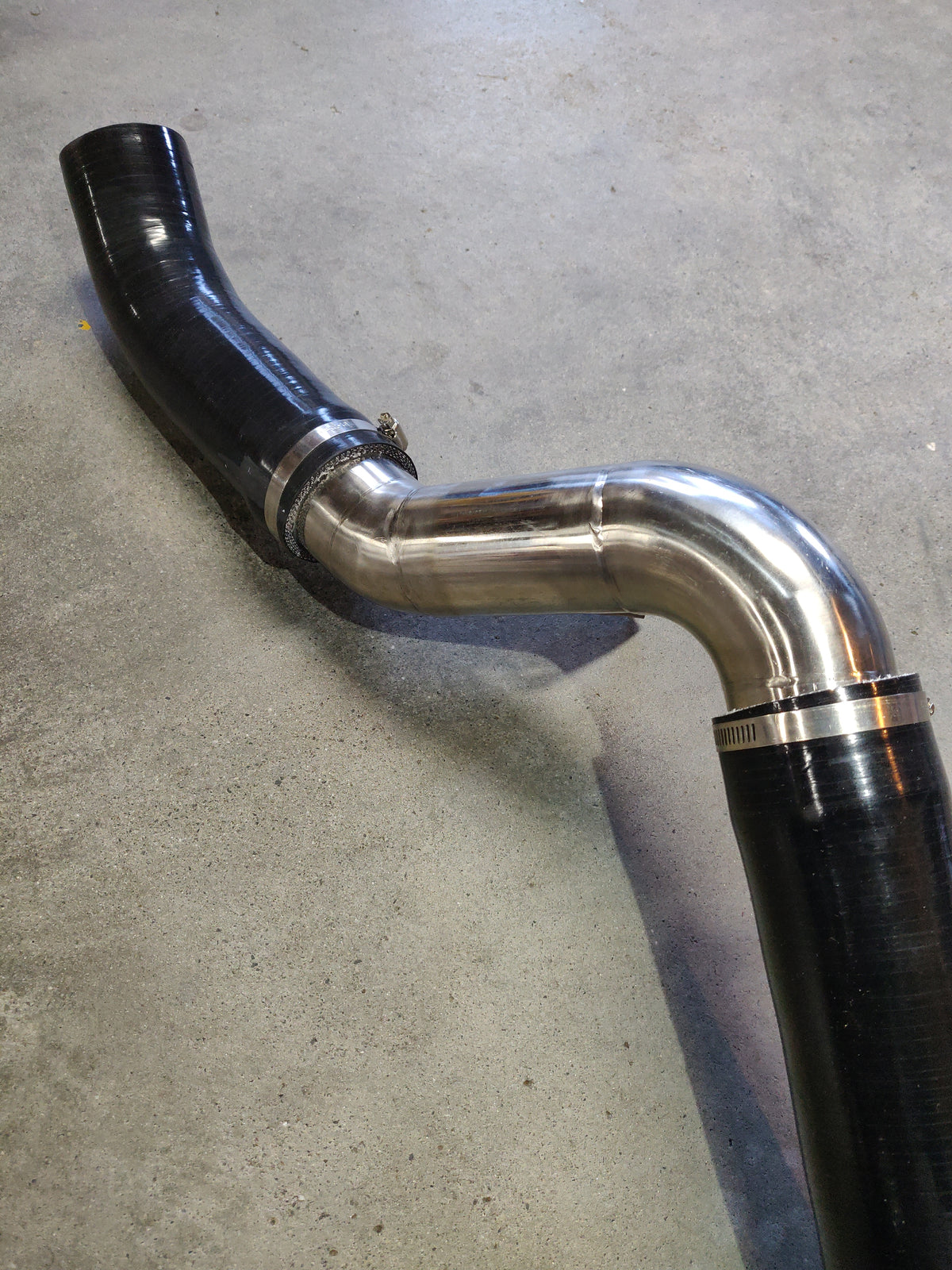 Intercooler Throttle Pipe Holden Captiva 5/7 CG 2.2L 2011–2019 95383819