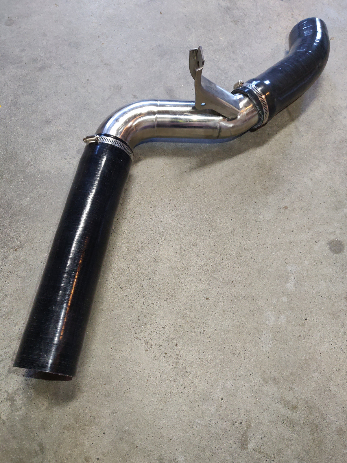 Intercooler Throttle Pipe Holden Captiva 5/7 CG 2.2L 2011–2019 95383819