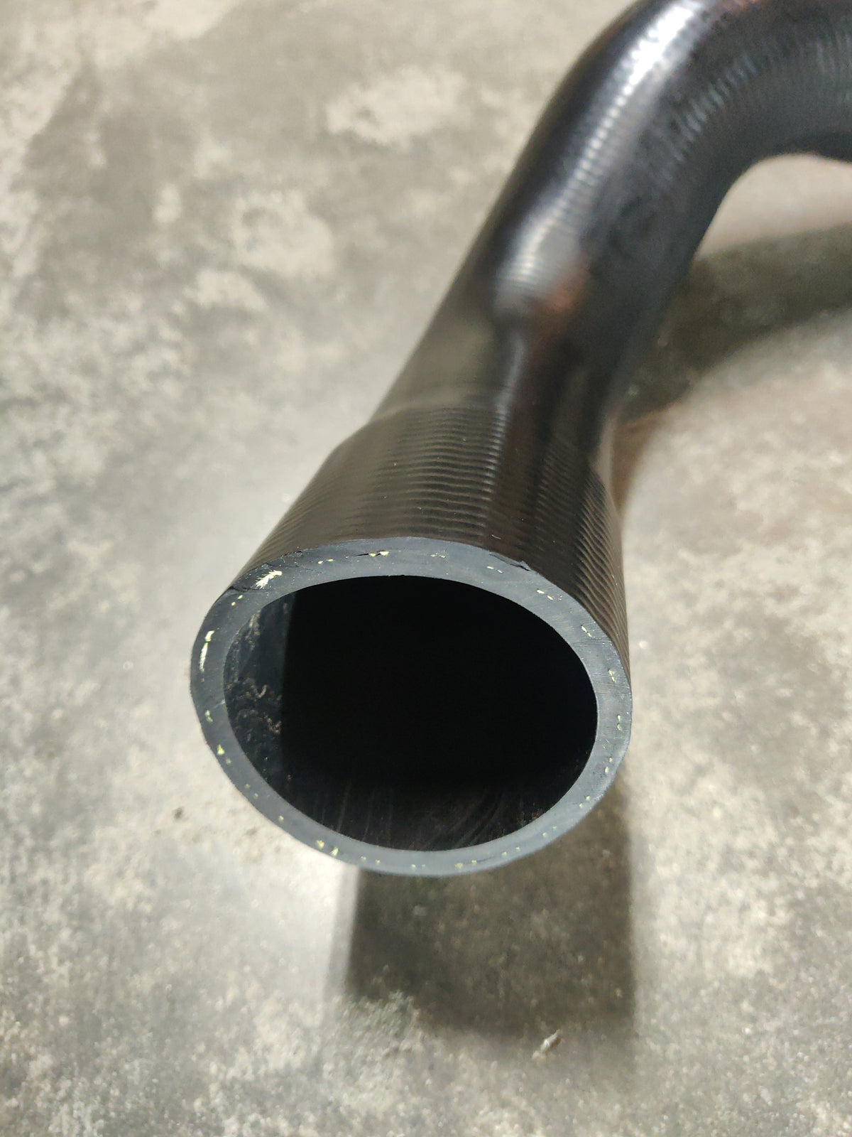 LH Intercooler Hose 4C116C646AE For Ford Transit 2.4L VH VJ 2002-2006