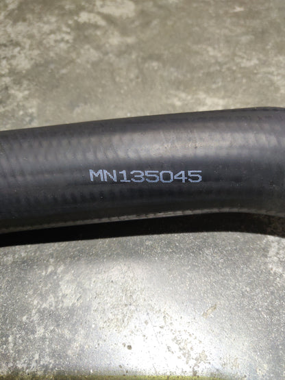 Lower Bottom Radiator Hose MN135045 For Mitsubishi Challenger PB Triton MN L200 4D56T