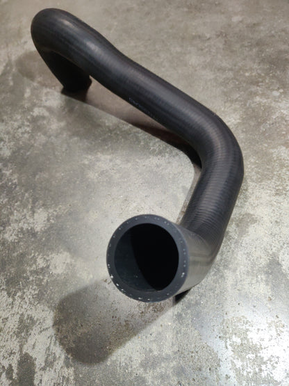 Lower Bottom Radiator Hose MN135045 For Mitsubishi Challenger PB Triton MN L200 4D56T