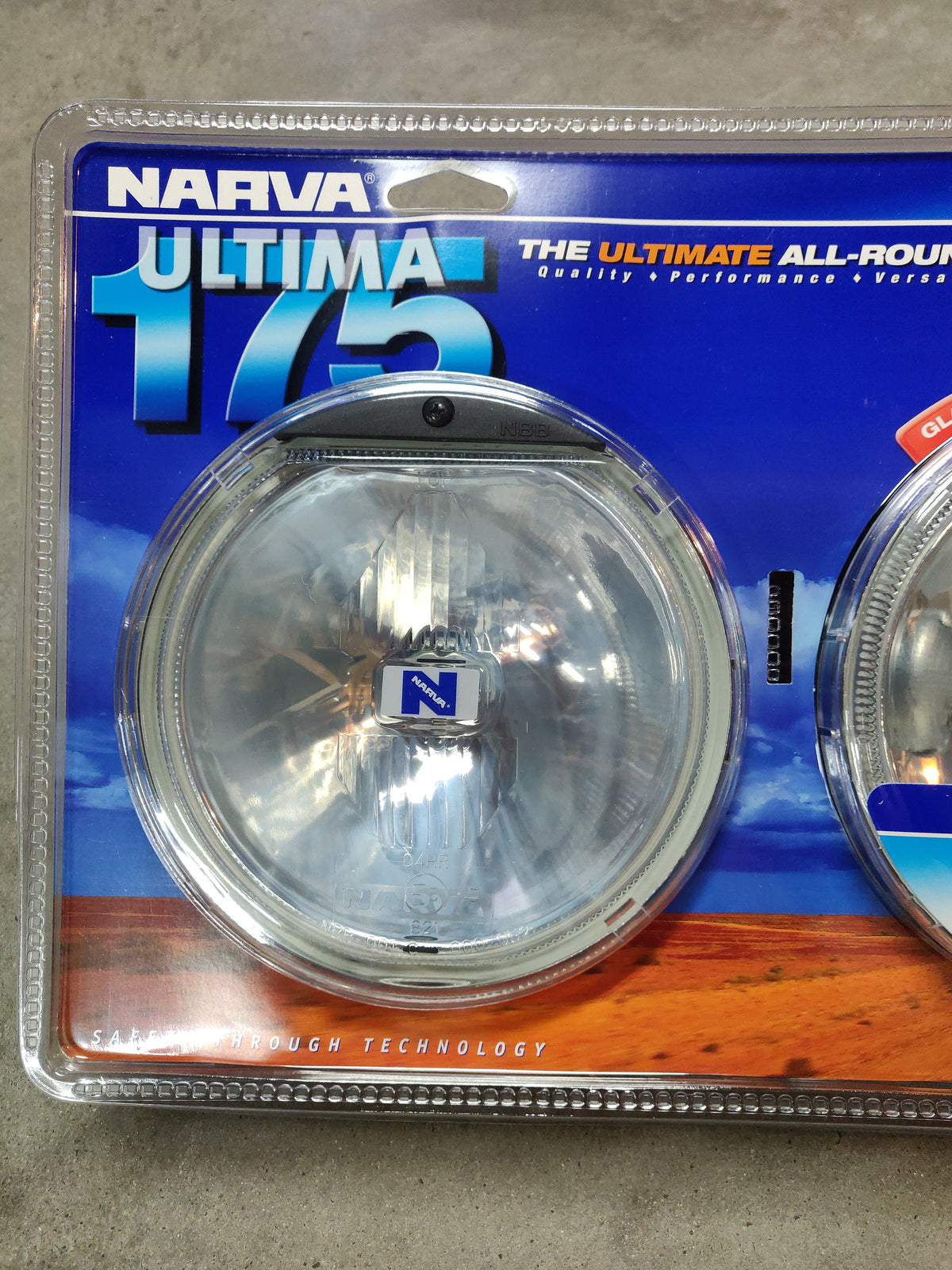 Narva Ultima 175 12V 100W Pencil Beam Driving Light Kit 71650