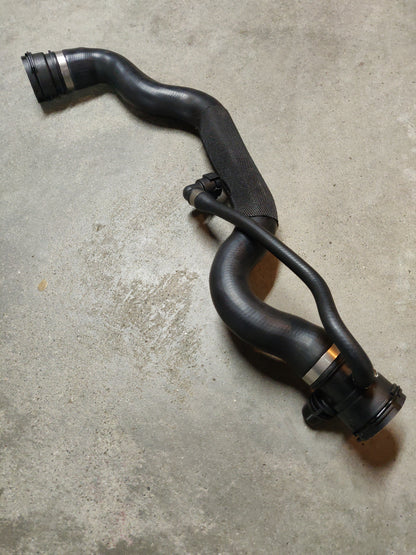 Radiator Upper Coolant Pipe Hose 17128511623 BMW X1 E92 E91 E90 E84 2005-2015