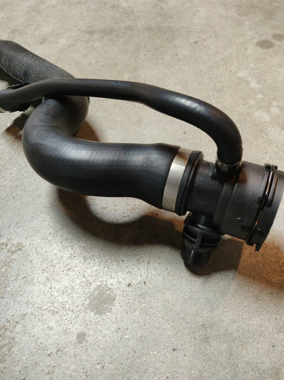 Radiator Upper Coolant Pipe Hose 17128511623 BMW X1 E92 E91 E90 E84 2005-2015