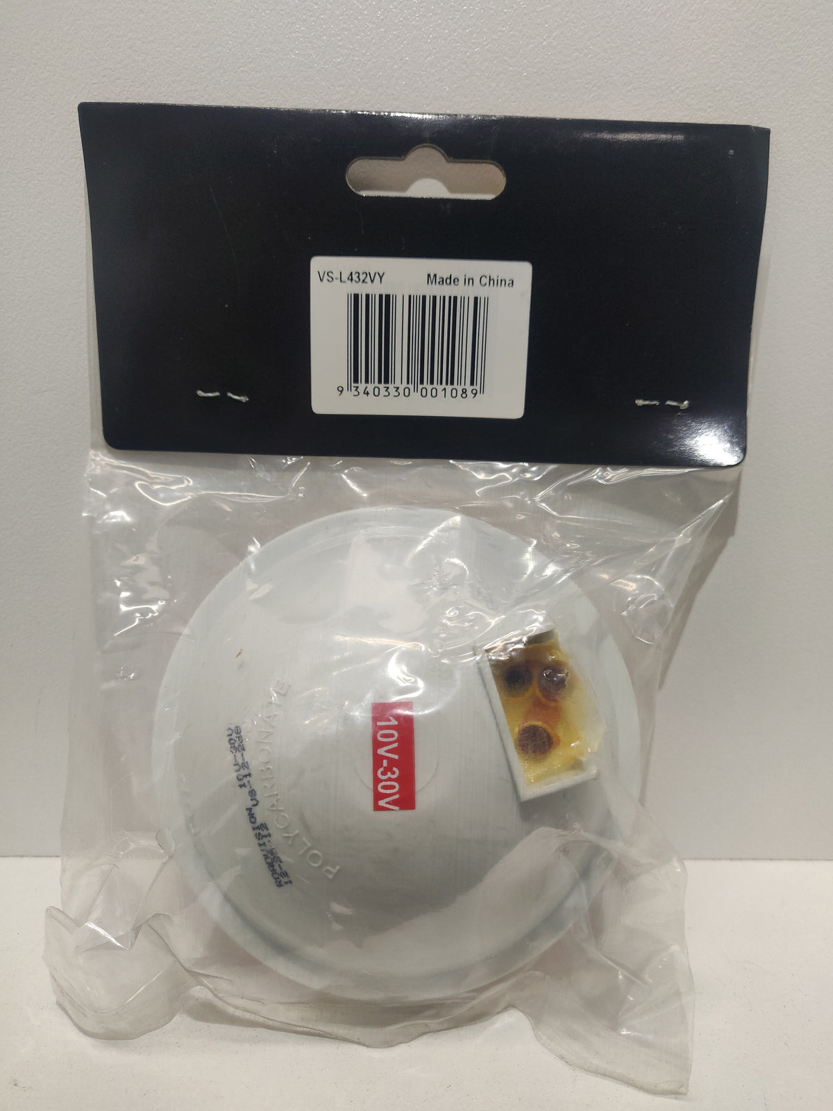 Roadvision Round Light 4'' LED 10-30V 19 Square LED Amber Stripe Lens