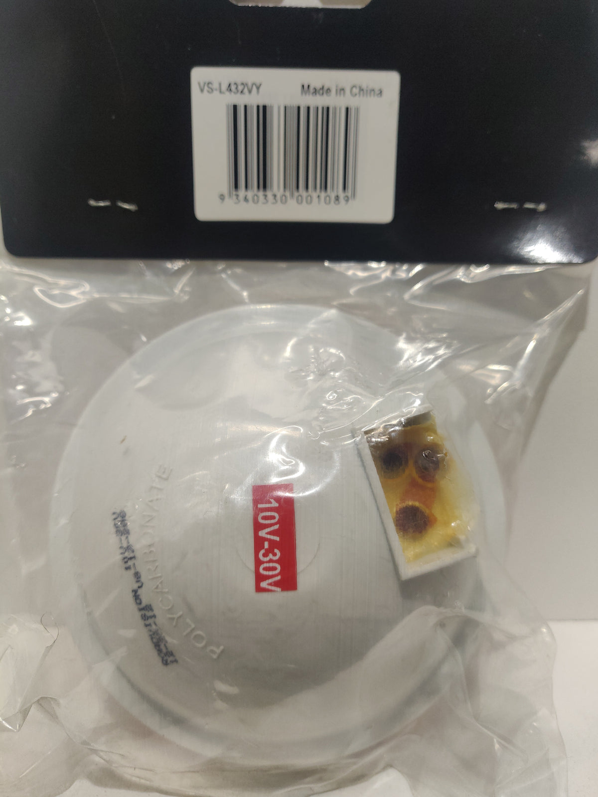 Roadvision Round Light 4'' LED 10-30V 19 Square LED Amber Stripe Lens